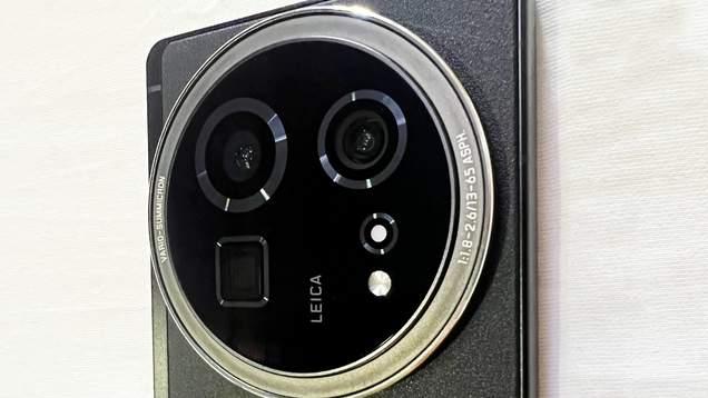 设计4颗5030w像素超级镜头，这款夏普智能机，搭配2k屏幕清晰好用