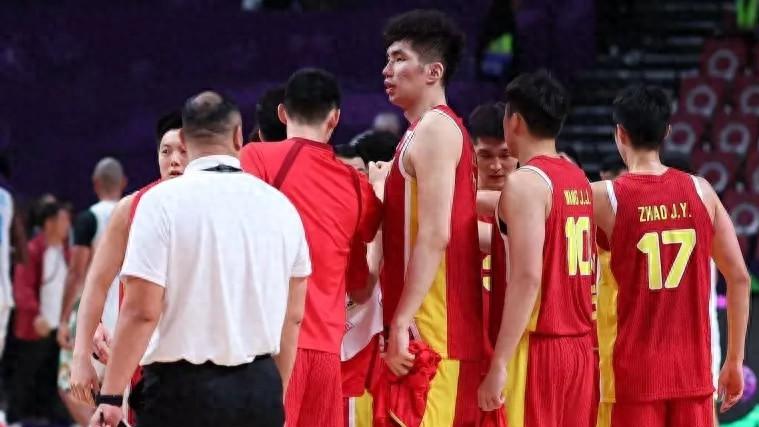 国家队决定余嘉豪结束西乙比赛立马回归，再输难进世界杯