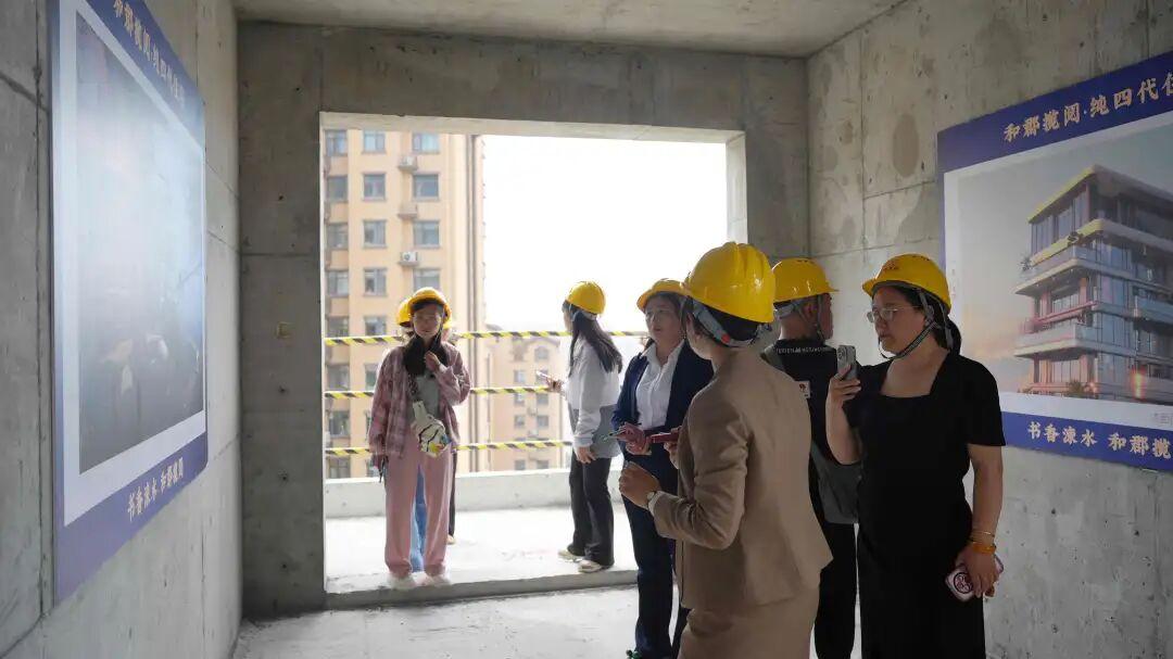西建·天茂揽阅封顶仪式暨工地开放日圆满举行