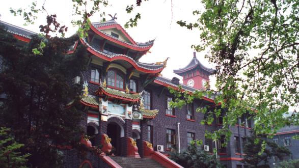 ​四川大学就业好不好？55%毕业生留在西部，颠覆认知，这波操作太精了