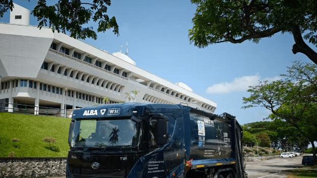 比亚迪包揽新加坡多项销量冠军，助力当地全面电动化