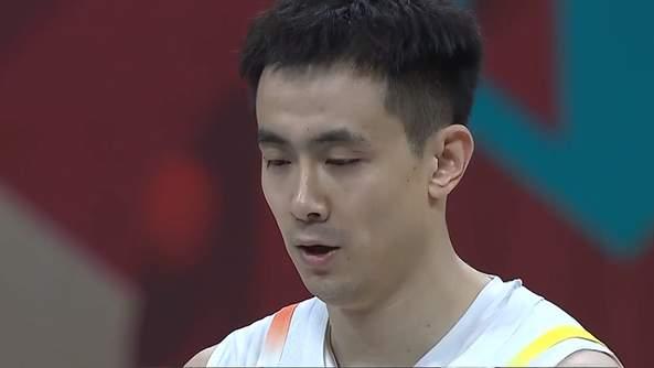 连续2场逆转，中国男篮两连胜，李弘权9+11成奇兵 高诗岩防守拉满