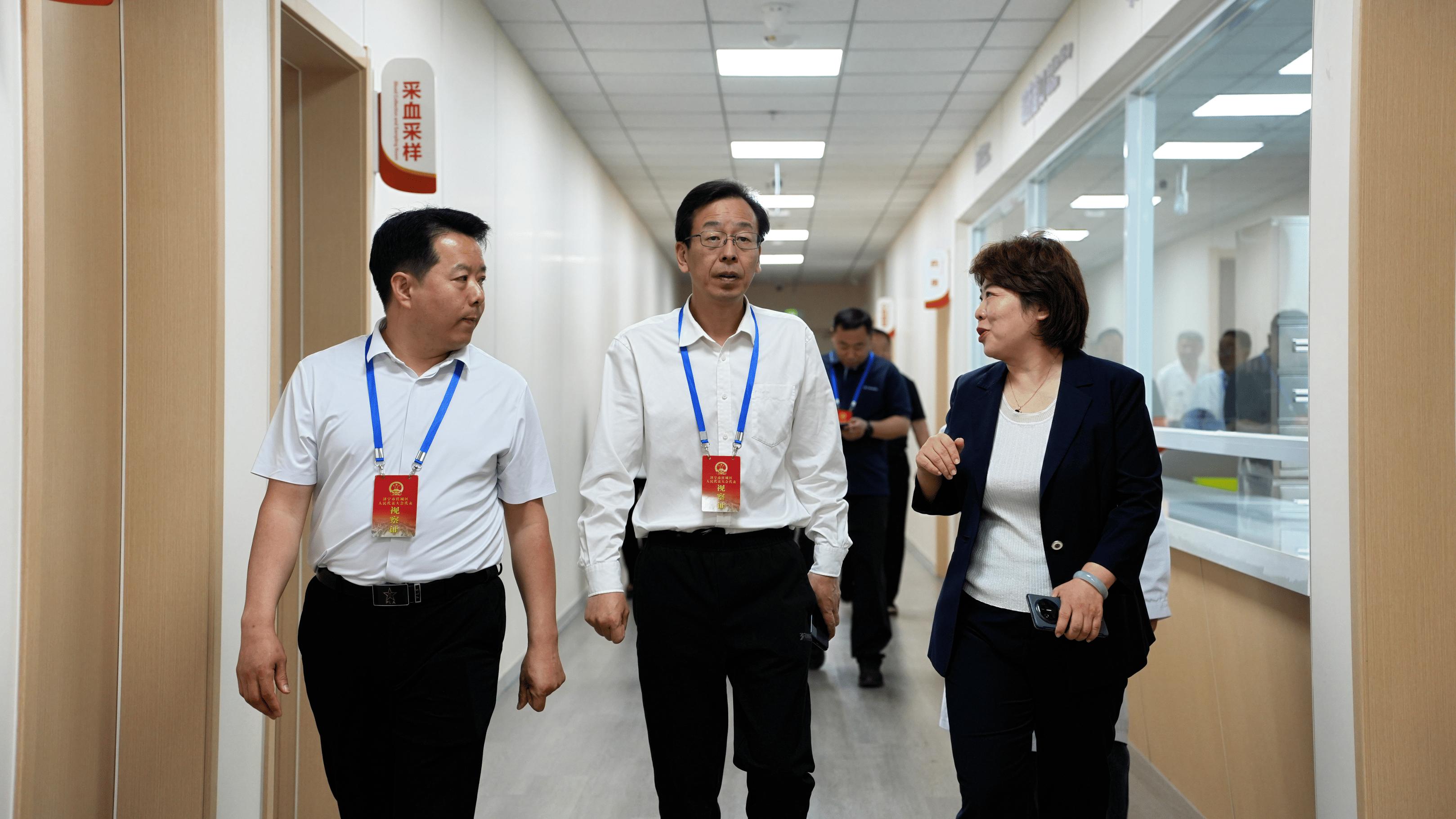 区人大调研组到智善儿童康复医院调研青少年身心健康成长工作