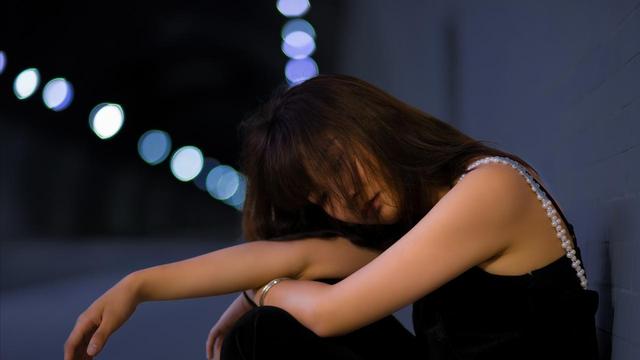 今夜谁将我抛弃