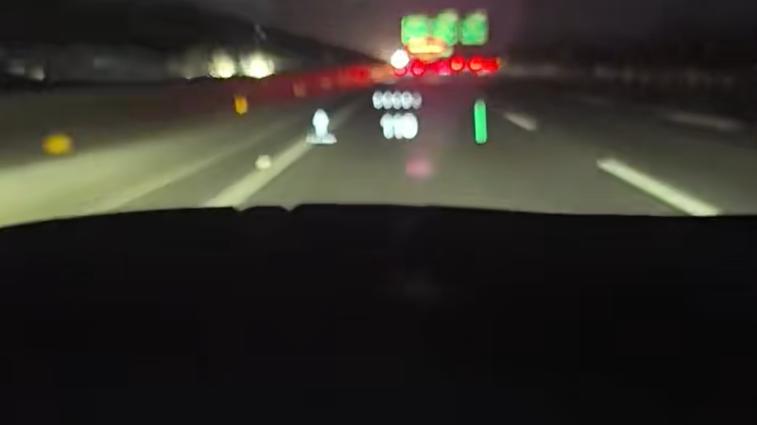 语音关大灯风险大，极氪、蔚来如何保障安全？