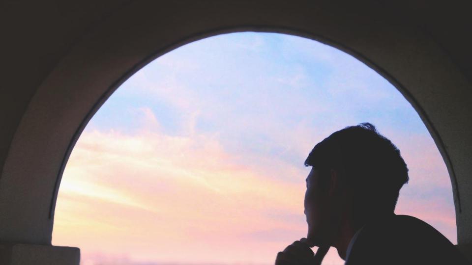 35+上岸公务员：恭喜你，获得了给00后领导写材料的“资格”！