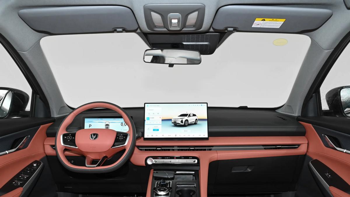 只有10-12万想要大空间燃油SUV，选吉利博越L还是长安CS75PLUS？