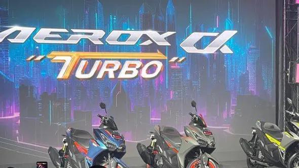 TFT仪表+ABS+TCS全配齐，却分出“性能党”和“通勤党”？雅马哈把用户撕成了两派