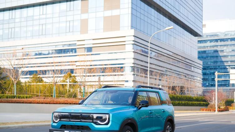 10万块的SUV周末能野？BJ30旅行家有点靠谱