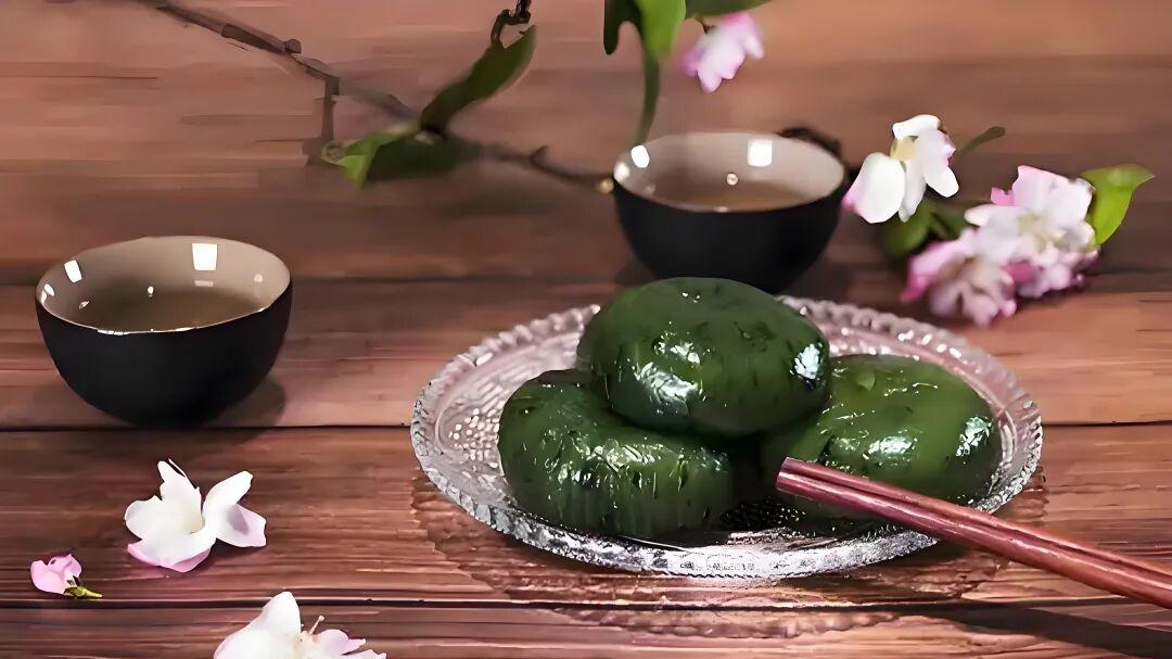 七律·清明风里忆旧游