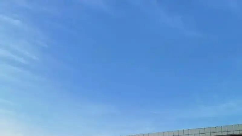 万盛球友的心声：把羽毛球馆的免费时间，往前提半个钟头，行不行？