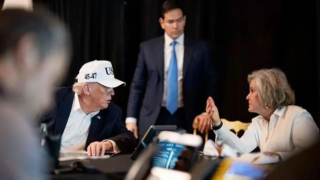 哈梅内伊遇害细节曝光，内奸和间谍送情报，已渗透到伊朗最高层