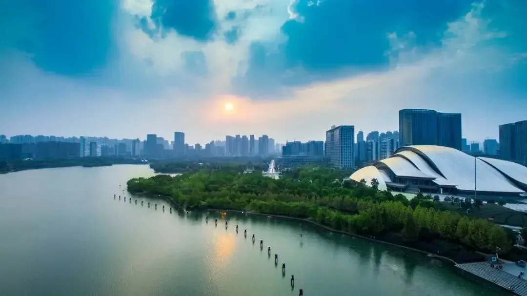 合肥VS济南，GDP追平，谁才是未来？