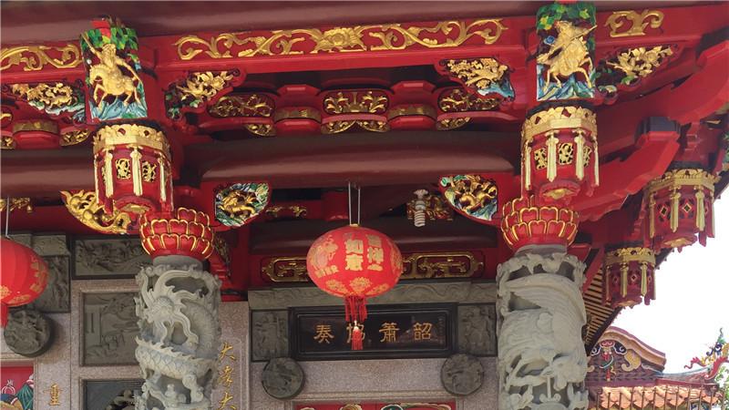 石雕龙柱常见的造型和高度的设计