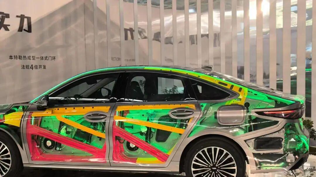 相比秦L，奇瑞的风云A8L是更靠谱还是更鸡肋？