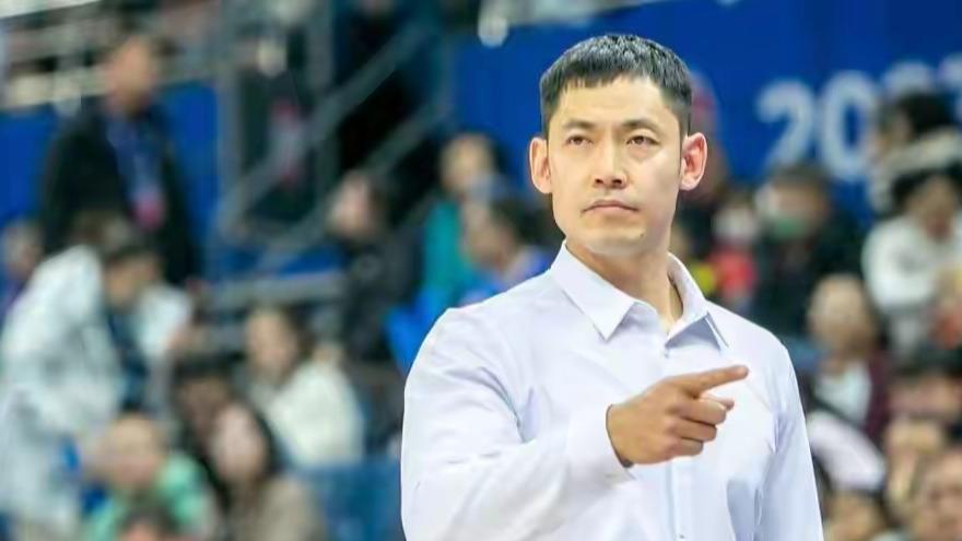 北控“末节崩盘”输天津，张庆鹏点评比赛！