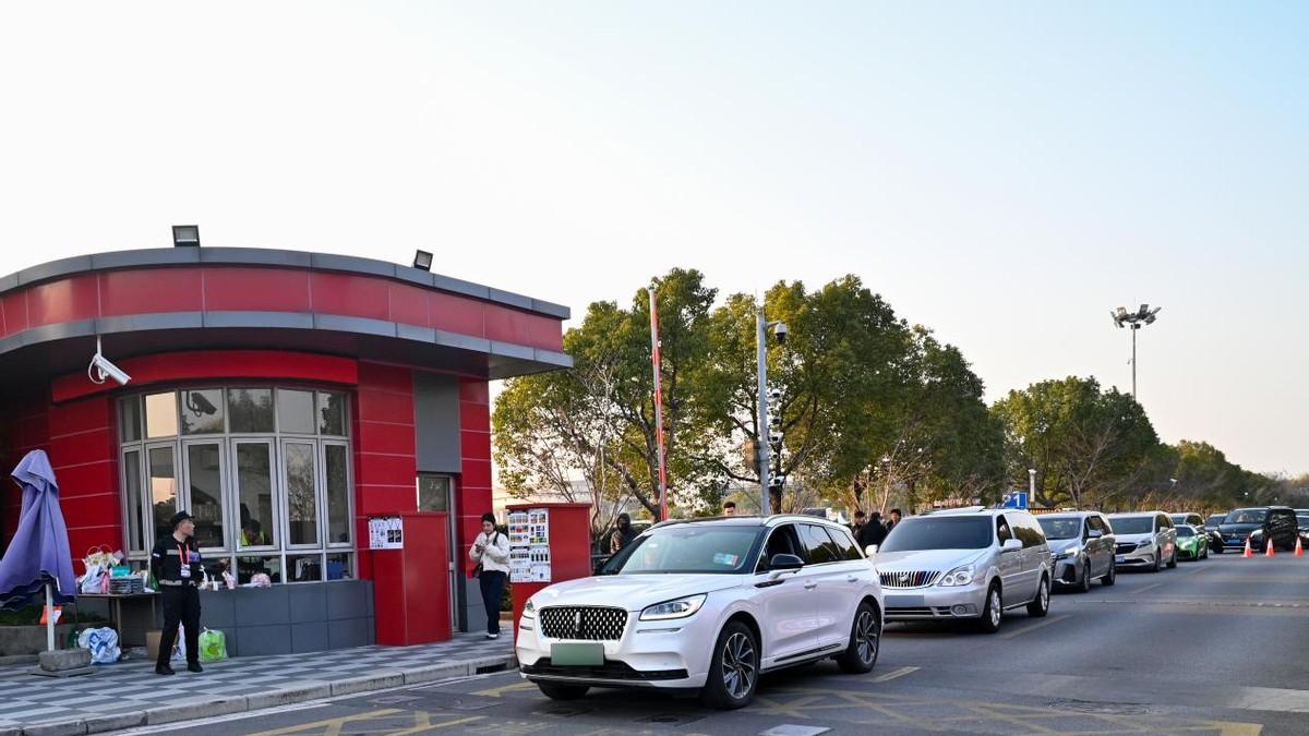 F1练习赛就解锁黄金座位，意外发现我的冒险家和赛车技术同源