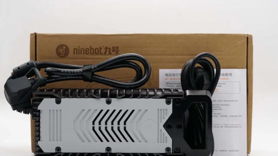 智能快充·安全护航——TGY2222ME贴片Y电容