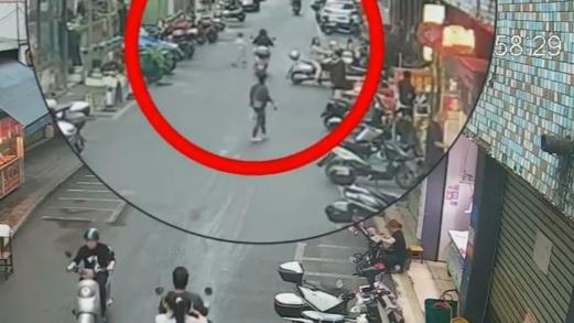 七岁男童马路被撞全责？背后的警示不容忽视