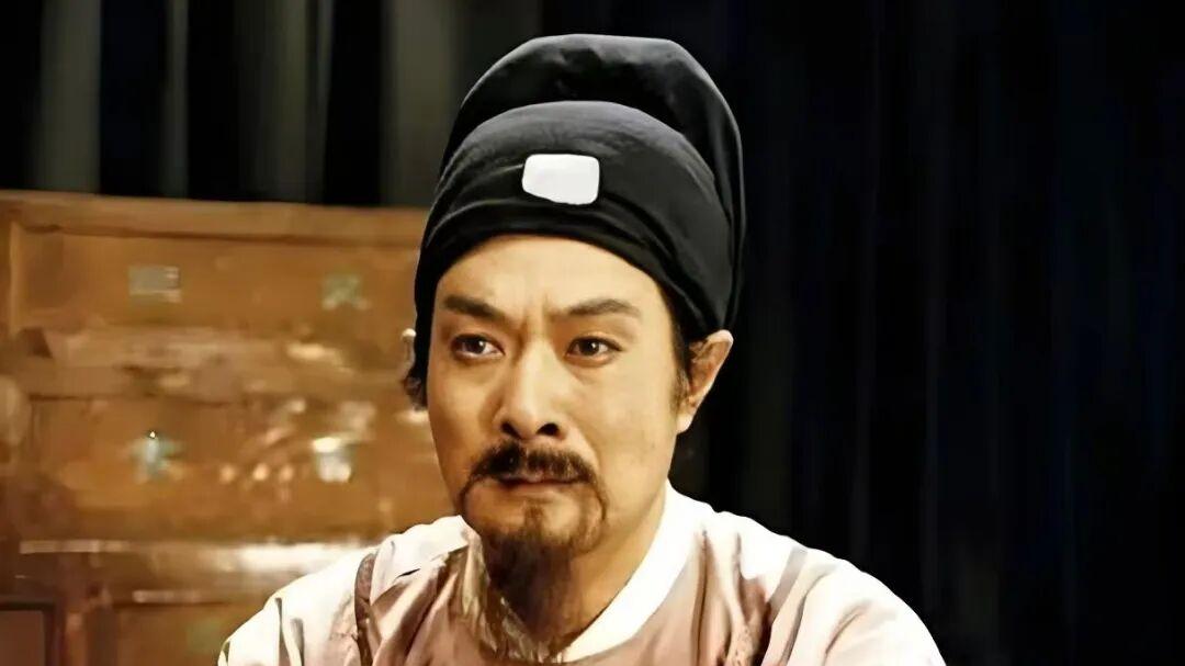 贾雨村衣衫褴褛，娇杏为何两次回头看他？脂砚斋一句话揭穿所有男人的通病！