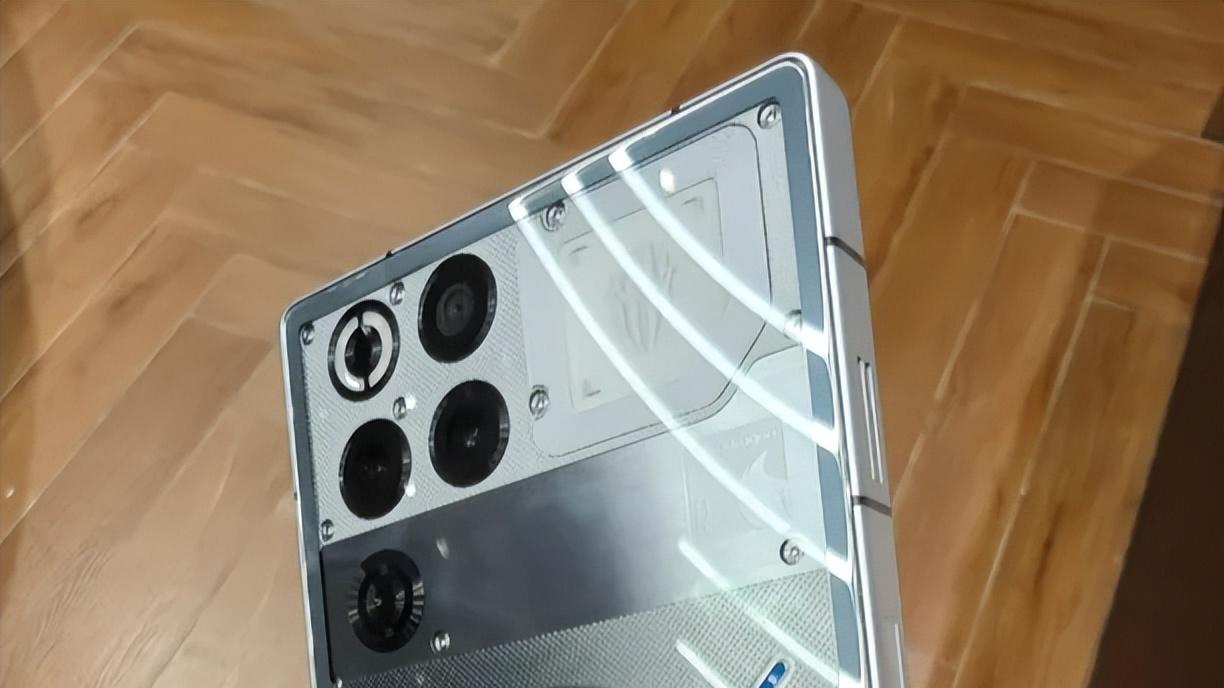 雷军怎么看？安兔兔发布3月安卓手机性能排行，小米机型没上榜