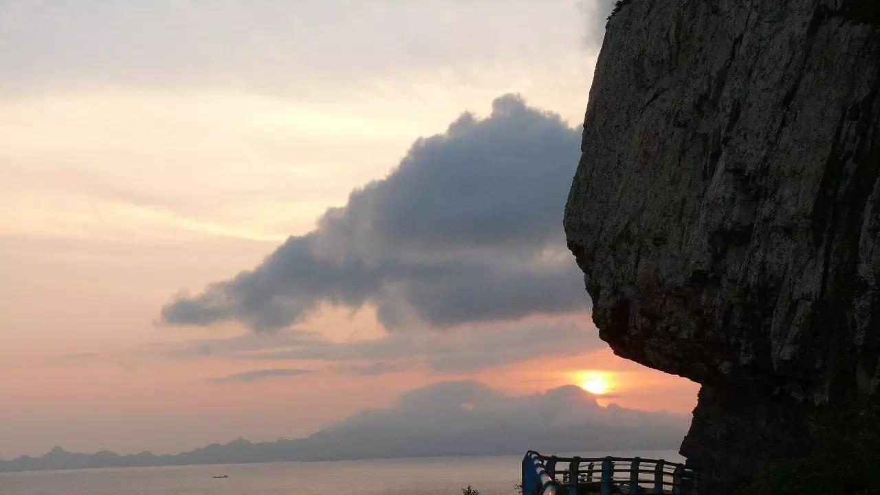 古代“胶州八景”之一——灵山岛
