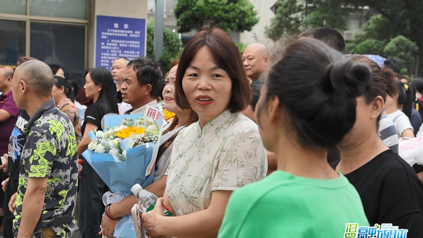 2026高考数学物理太难考生崩溃：为什么大家觉得史上最难，官方说无偏题怪题，这是倒逼学习方式改变吗
