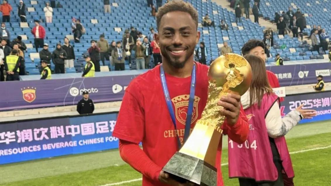 记者曝：上海海港将签第6外援，韩鹏飞转会失败