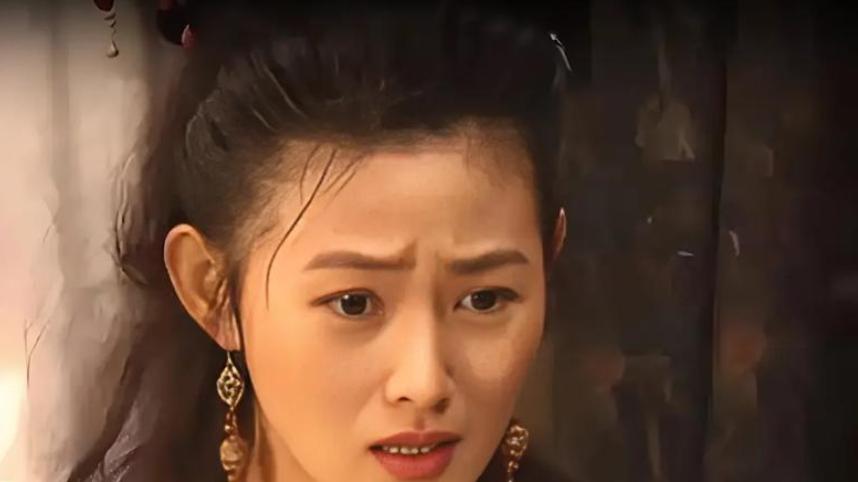 武松对潘金莲动过心？他给嫂嫂开胸剖心时的一个动作，说出了答案