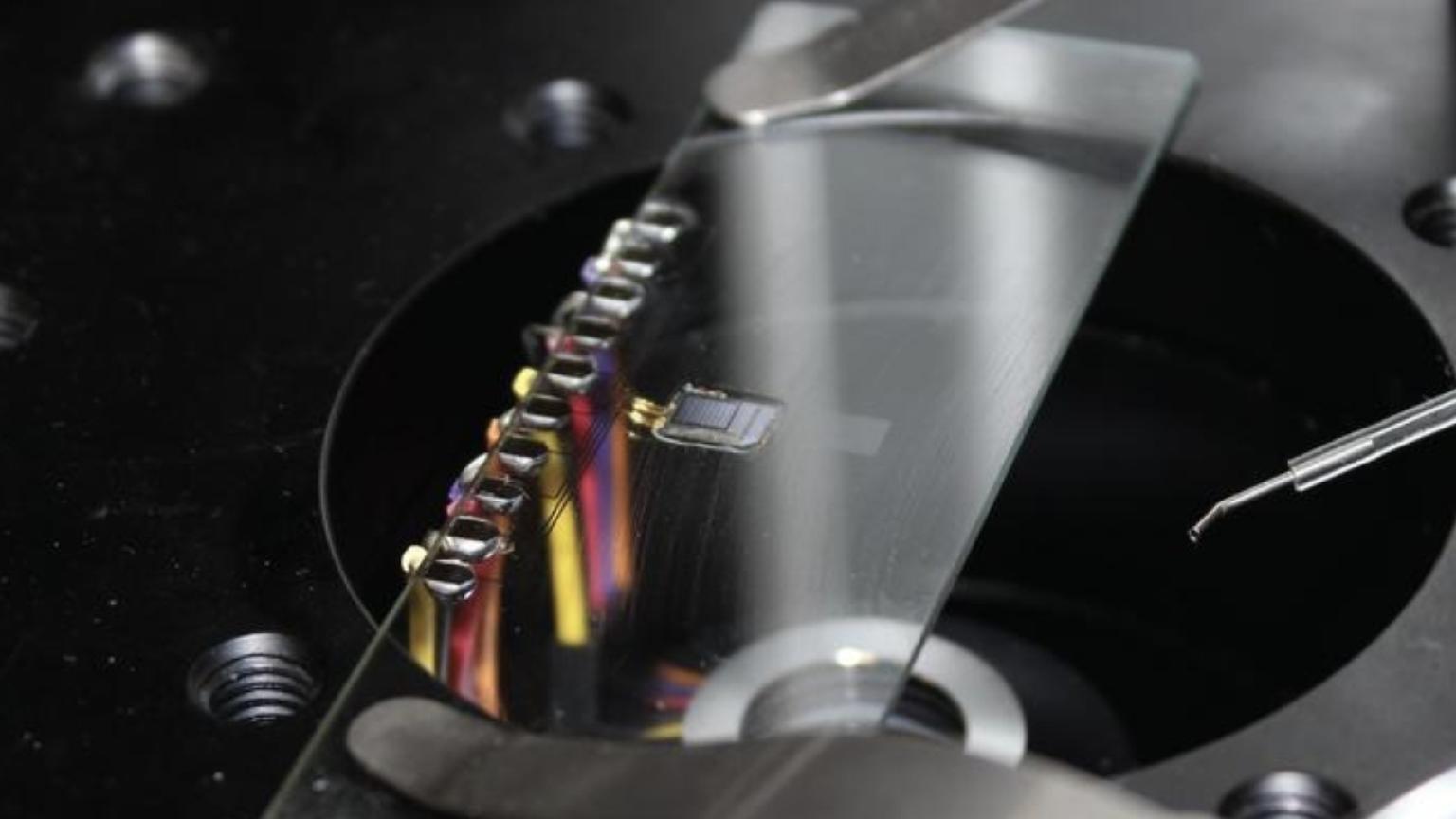 微型激光传感器或将把实验室检测带入家庭