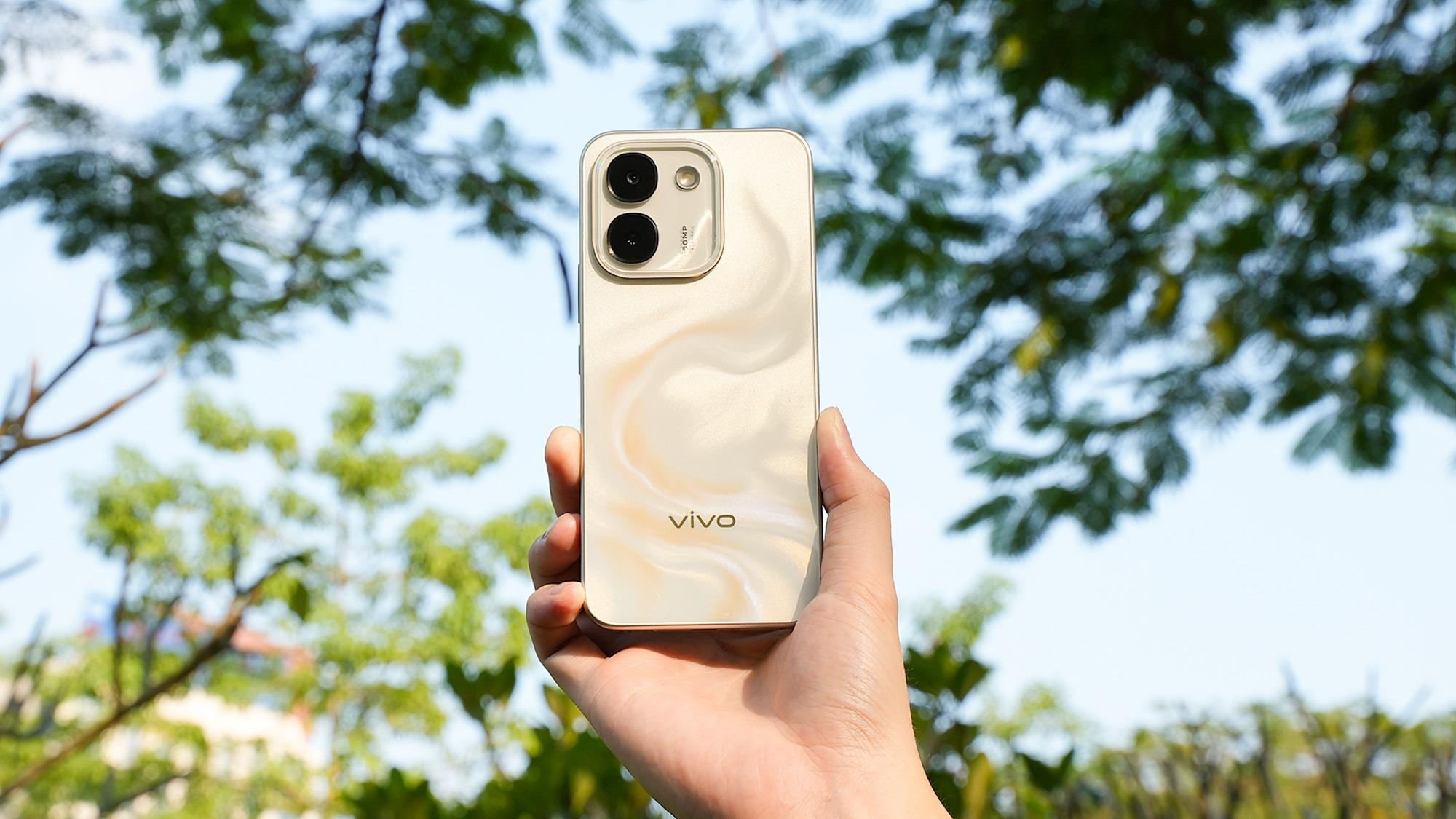 vivo Y600上手体验：10000mAh+军标耐造，把续航与耐造拉到满级