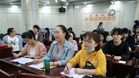 信阳市琵琶山学校教师徐红：砚田耕岁月 文心育桃李