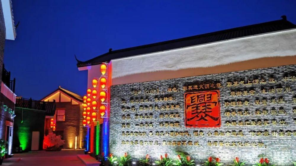 解码最复杂姓氏“爨”：它的美，不止于字形，而是烙印在西南山河间的姓名史诗