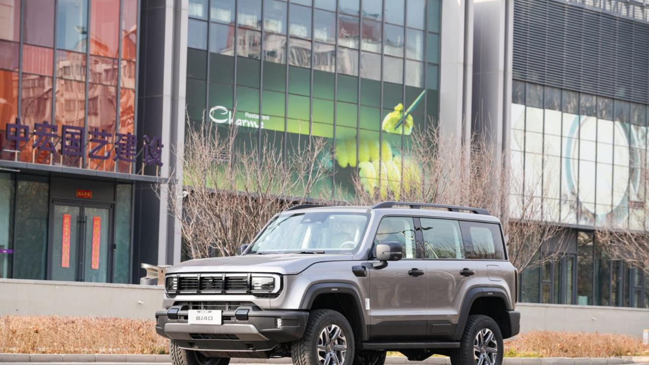 硬派越野“进城记”：谁更懂都市生活的温柔需求？