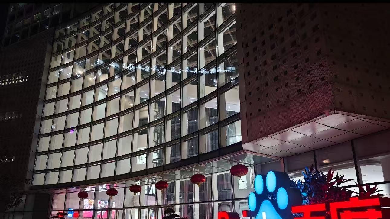 深夜的百度大楼灯火通明，“O计划”意外走漏，这波技术突围你看懂了吗？