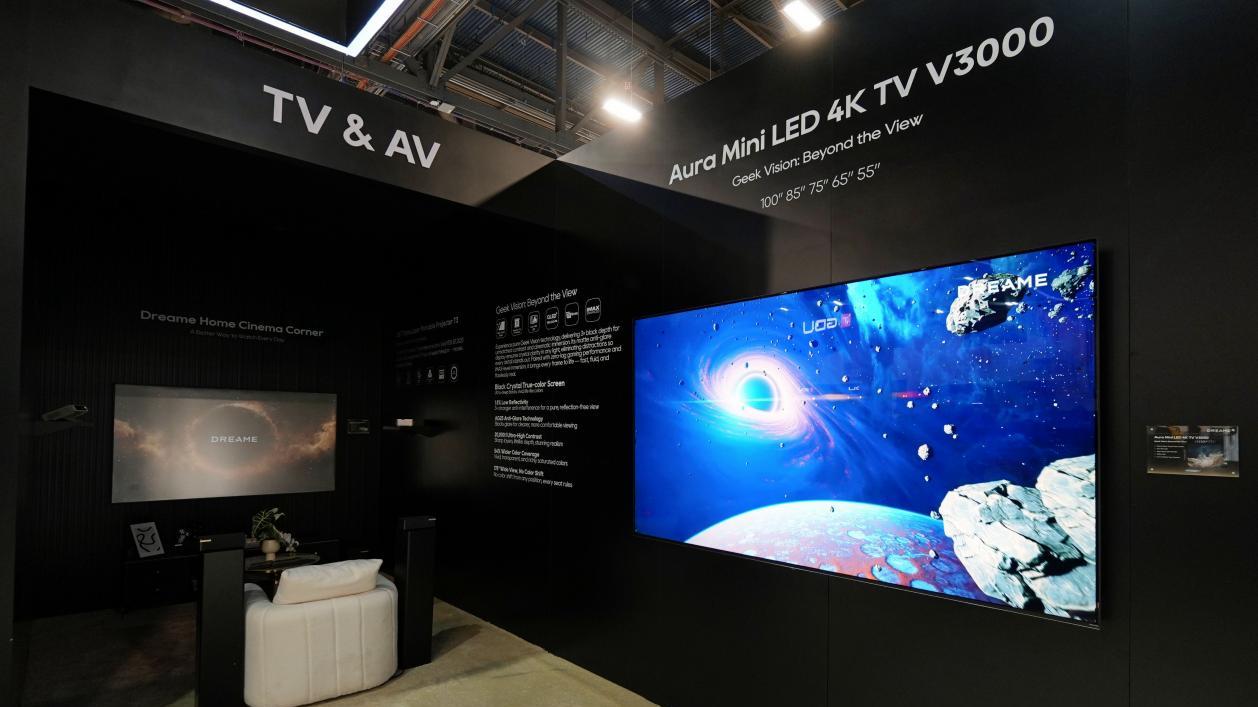 CES 2026现场挑战高亮环境，追觅电视V3000如何实现画面无惧强光？