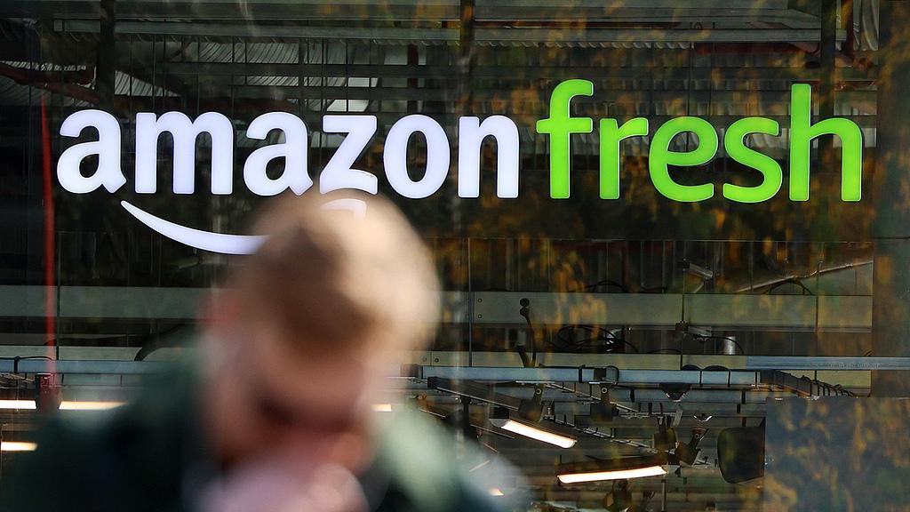 伊朗直接炸了亚马逊数据中心，微软紧急戒备，已被列入打击目标