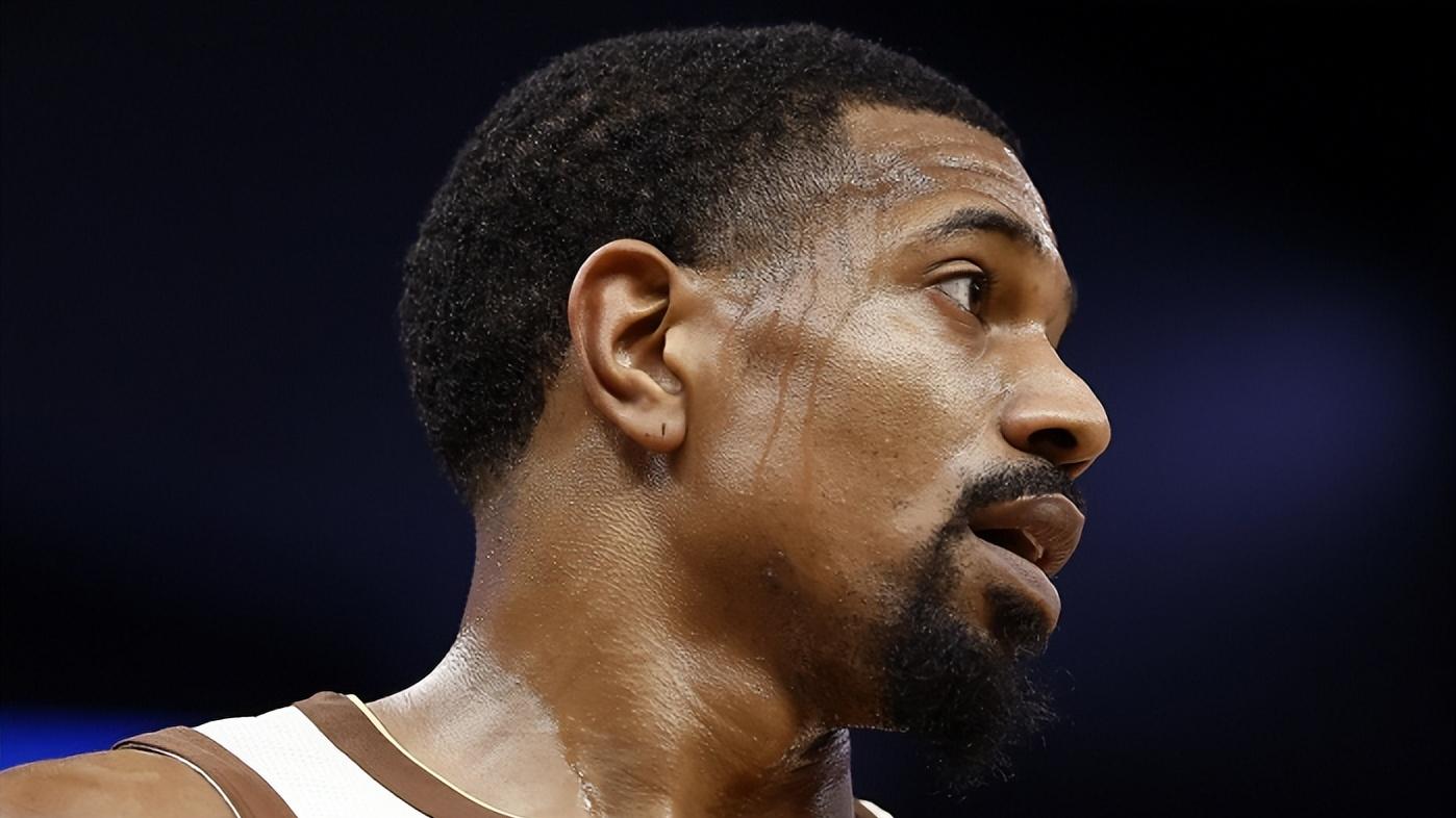 22+23+24，年薪仅308万美金！勇士签约大获成功，库里北伐需要你