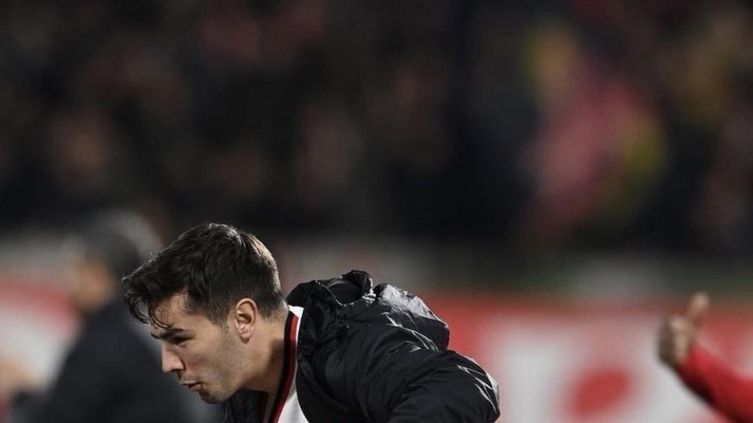 赛季报销：AC米兰中场奇克与门将相撞后重伤住院