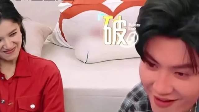 韩国女粉丝追中国男星上热搜 7月不惧酷暑到横店只为10秒钟