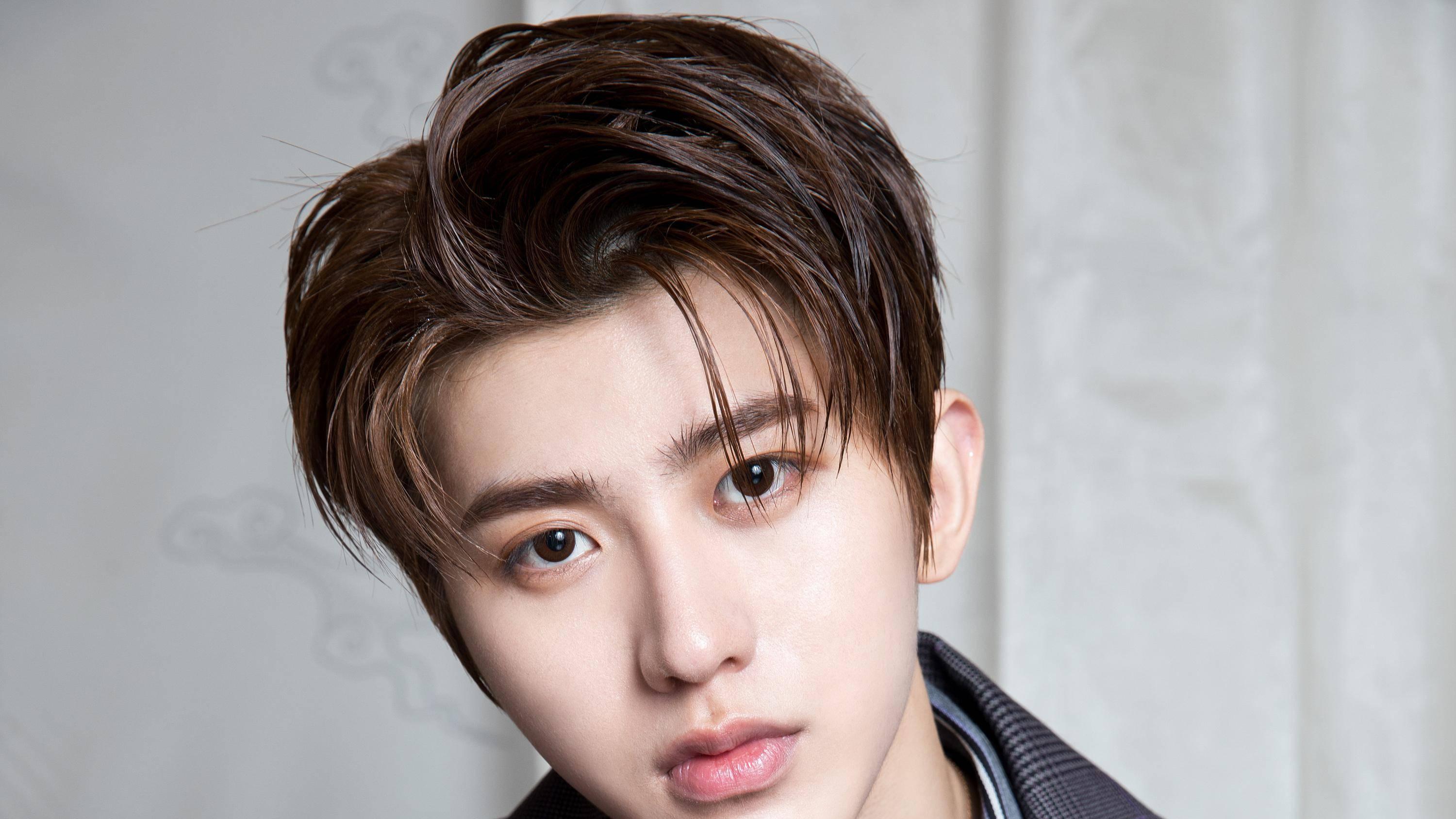 蔡徐坤新动向引爆全网：顶流归来背后的三重信号