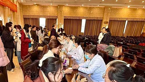 河北省直属机关第二门诊部组织开展公益义诊活动