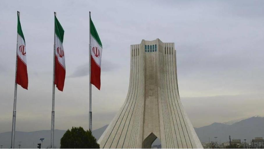 伊朗端掉32人间谍网，头目竟常飞以色列，中国要留心什么？