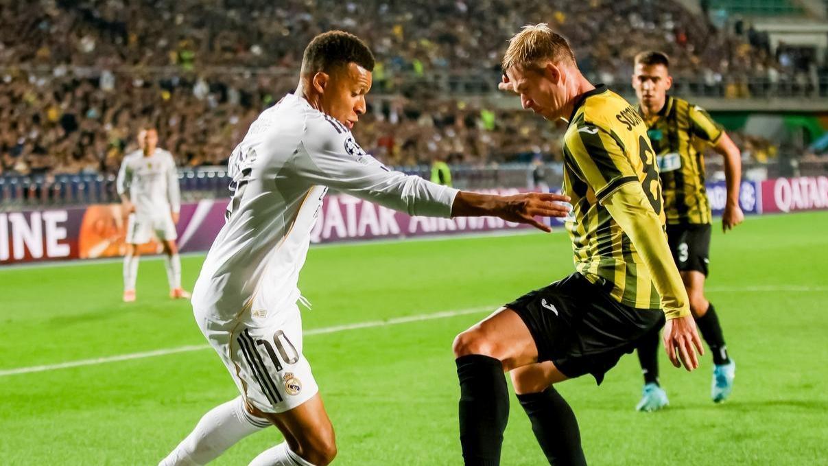 成都蓉城将签欧冠级后卫：欧冠16场，场均3.5次解围