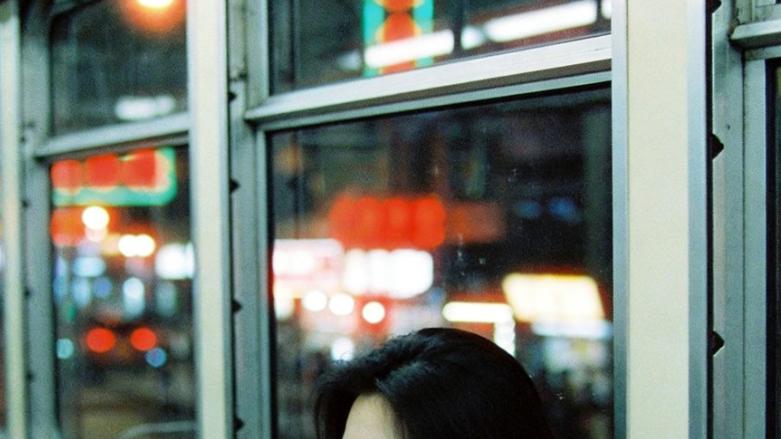 你还在和催婚亲戚互撕，聪明女孩已经学会“反向洗脑”