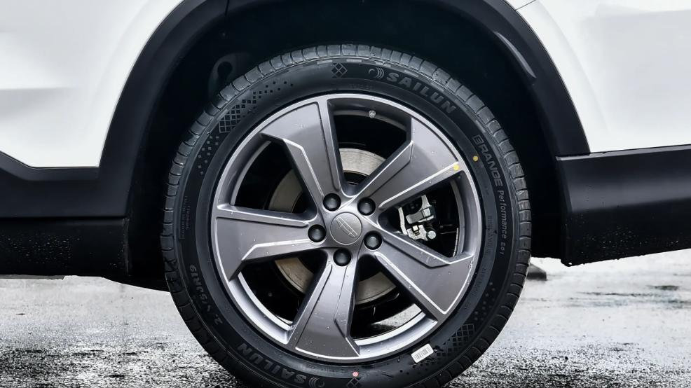 可选1.5T/2.0T，不到10万能买，26款豪越L能选吗？