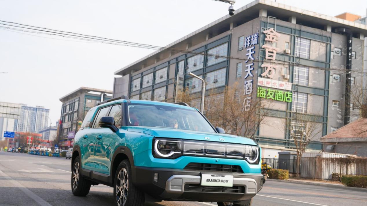 这套“混动魔法”，让BJ30旅行家成了10万级家用最优解