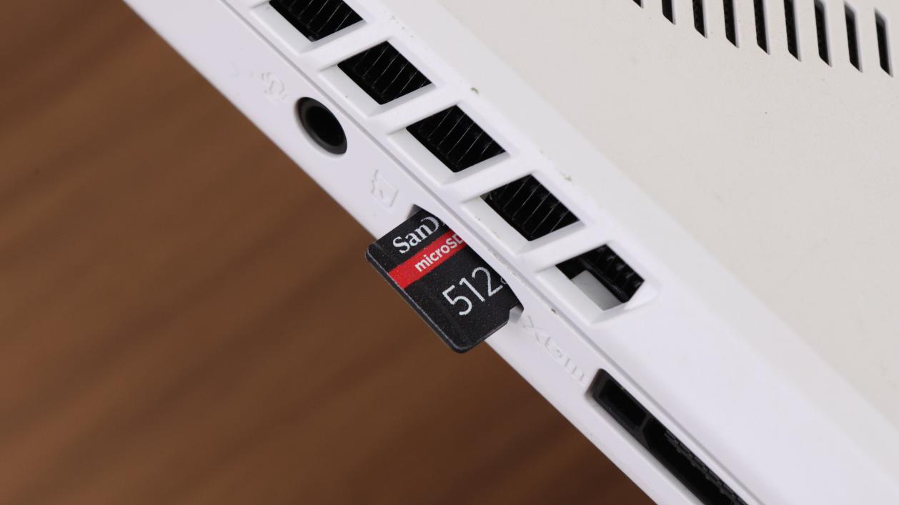 实测读取速度超880MB/s，小小的它为“战未来”而生 闪迪microSD Express存储卡51