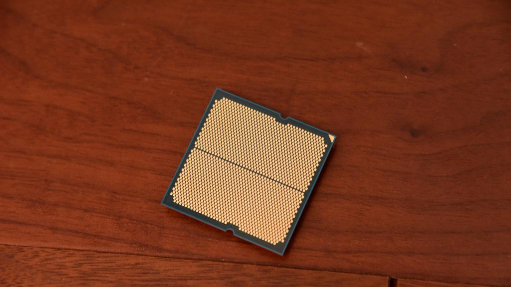 不看广告看效果，不看跑分看帧数，9600X PK 250K游戏实测