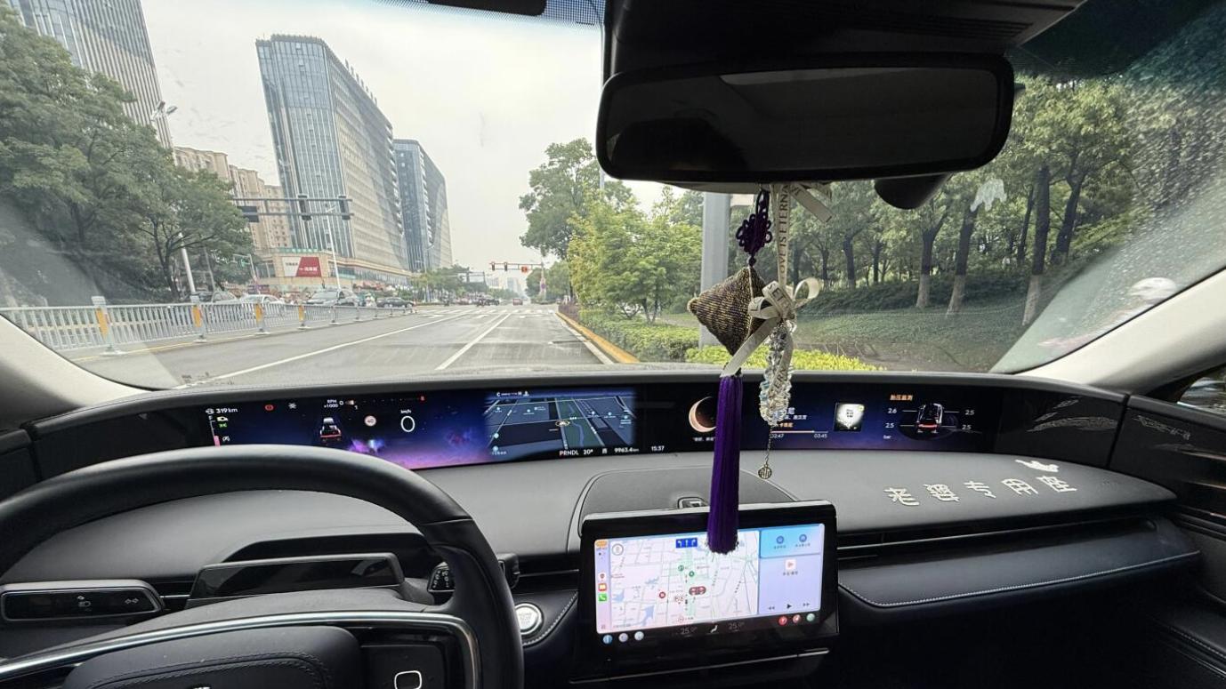 23.99万起配L2+48寸大屏！XC60根本比不了